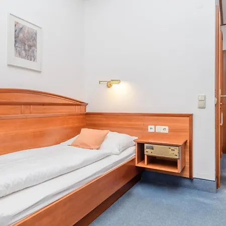 מלון Gasthof Stoeckler אנס