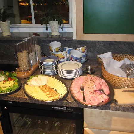 ホテル Gasthof Stoeckler