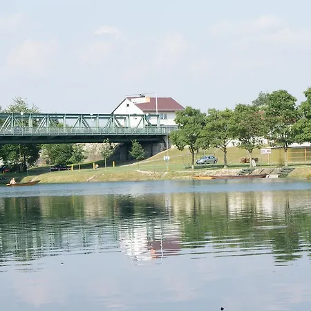 ホテル Gasthof Stoeckler